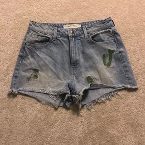 light wash jean shorts